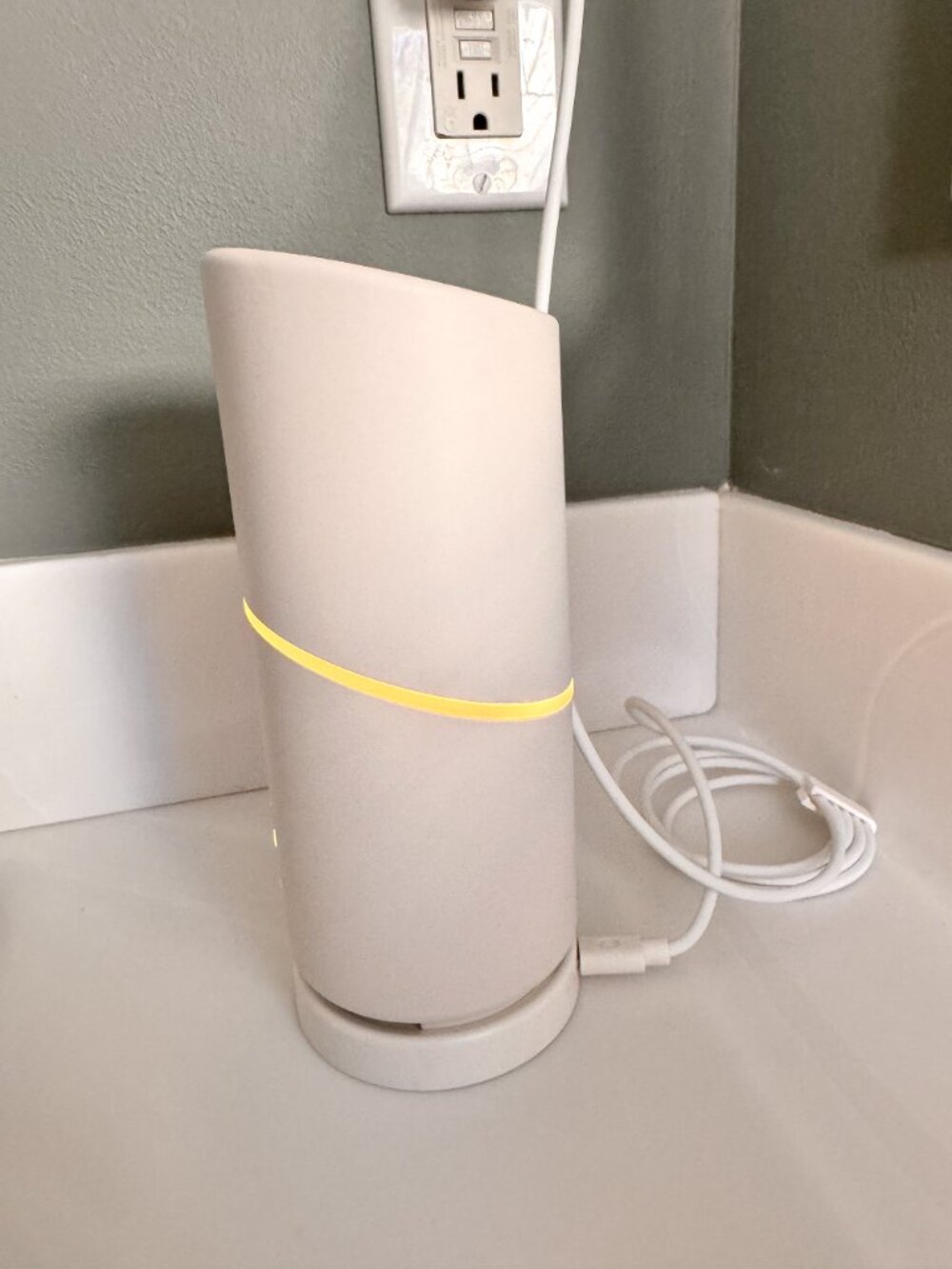 Vitruvi Move Diffuser - Picture 3 of 7
